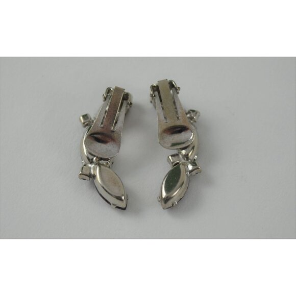 CURVED Purple Rhinestone Vintage  Clip Earrings Silvertone Navettes Chatons - Picture 2 of 8